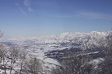 石打丸山スキー場のゲレンデからの眺め